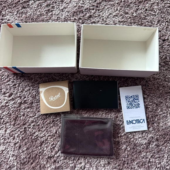 Persol Steve McQueen Limited Edition Box - Picture 4 of 7